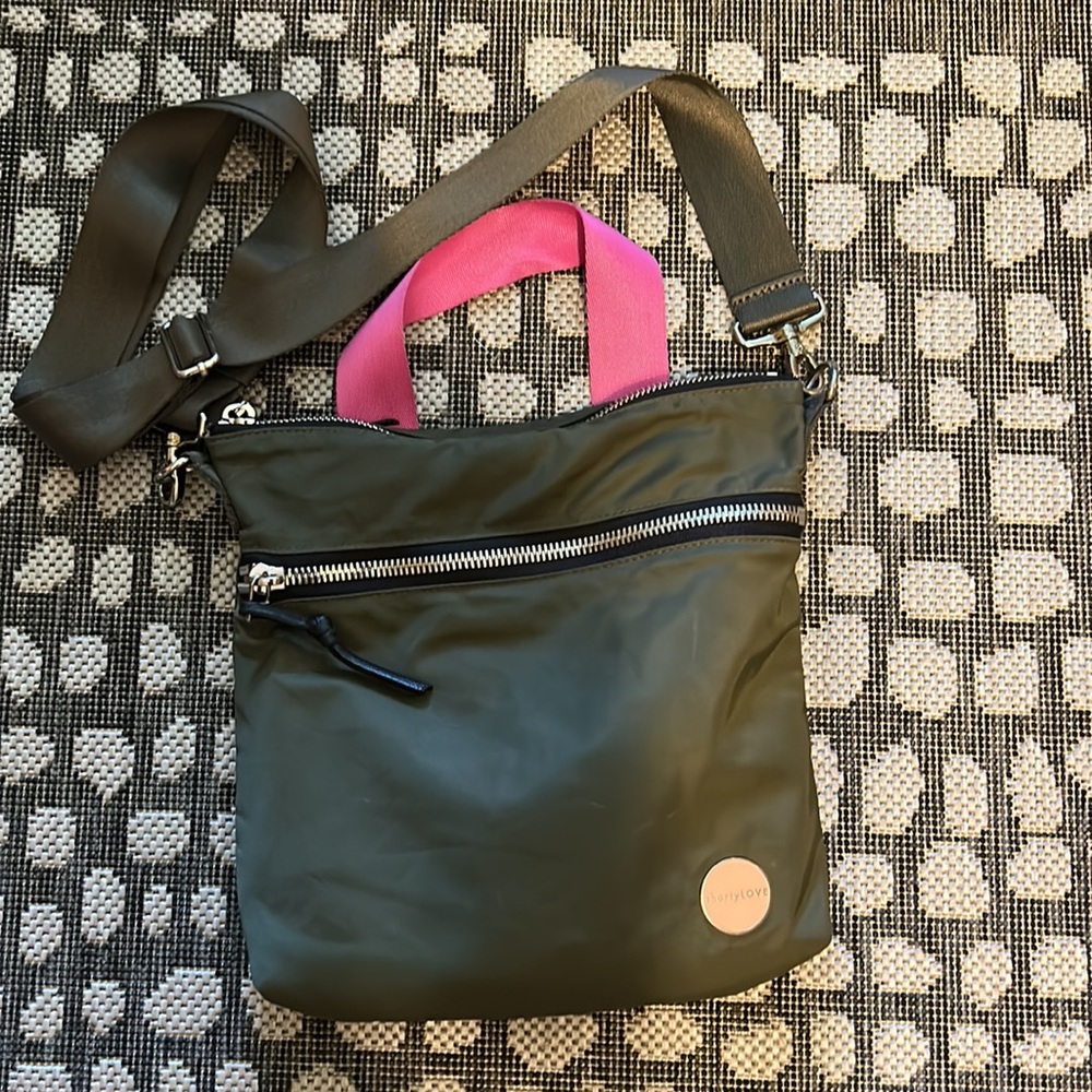 shortyLOVE amuse bag green